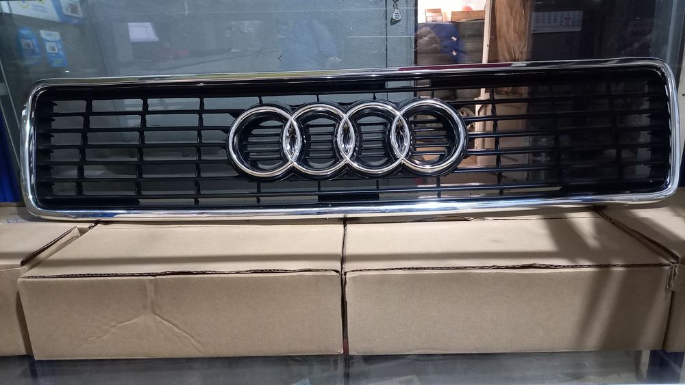 Решётка капота А100 С4