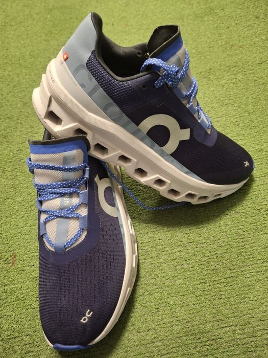 ON RUNNING  Cloudmonster- маратонки