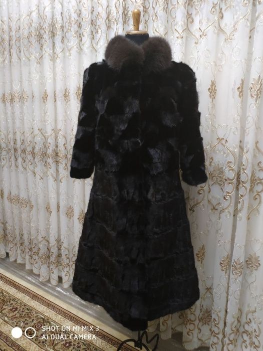 Шуба новые. Без рукавки