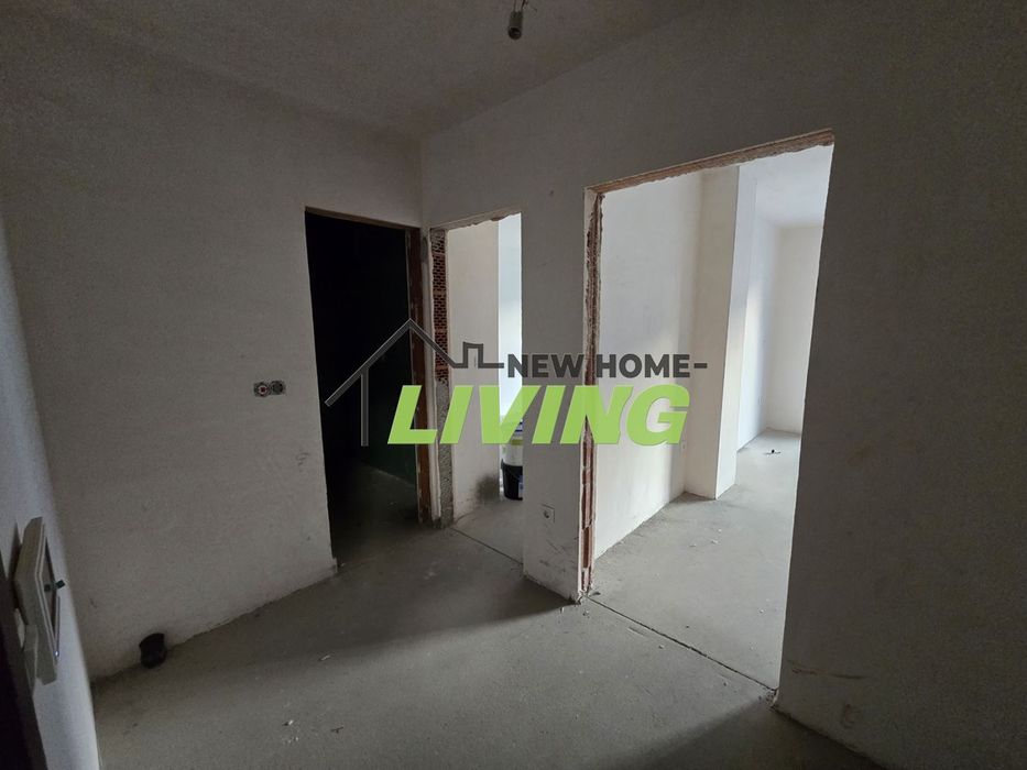 Продава се Двустаен апартамент в Пловдив, Христо Смирненски - 160 кв.м за 719 €/кв.м - Снимка #2