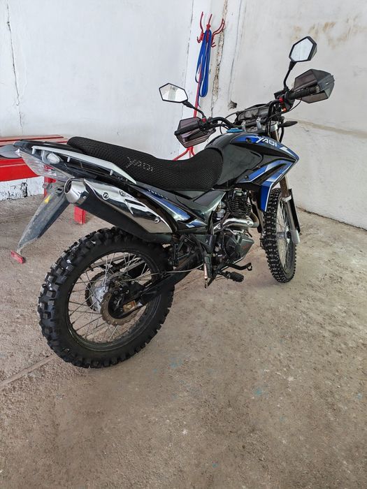 Обменяю на скот новый мотоцикл 250 куб