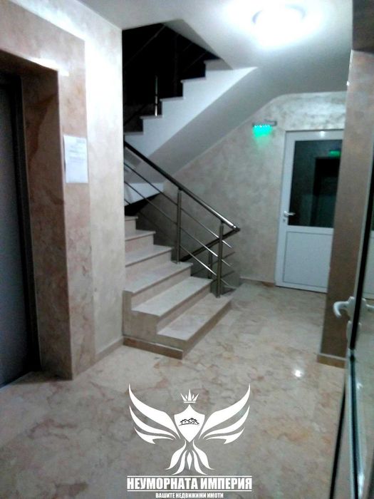 Под наем двустаен апартамент с площ от 75кв.м. на 5 етаж в гр.Пловдив, кв.Кючук Париж