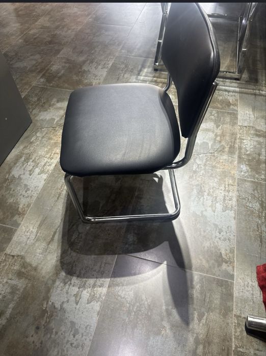 Stul ofis va o’quv markazlar uchun