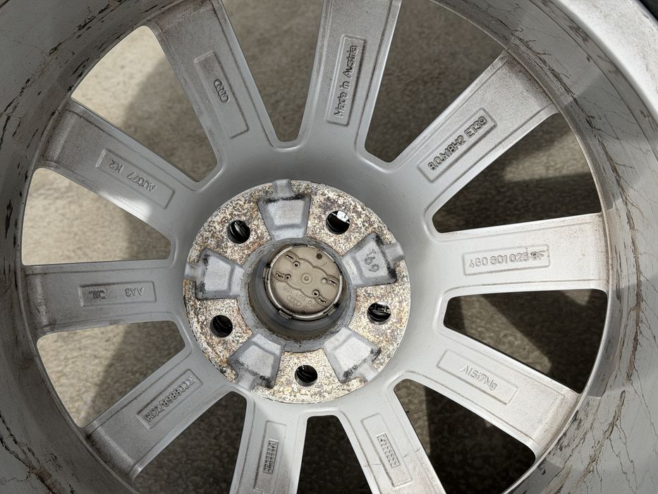 Джанти 18 5х112 Ауди с нови гуми 245 45 18 Ханкок