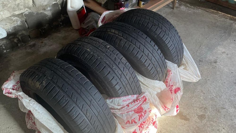 Продам летние шины