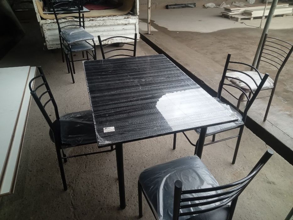 860 mingdan boshlanadi stol stullarimiz