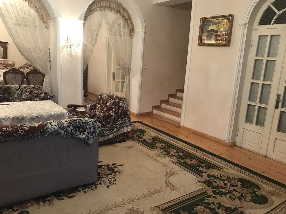 Продам участок с двух этажным домом