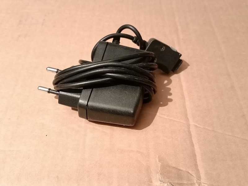 Зарядное устройство для телефонов "Fly" (TS202W19).