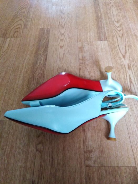 Туфли на маленьком каблучке