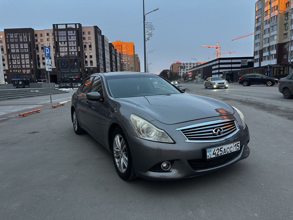 Продам автомобиль Infiniti G 37
