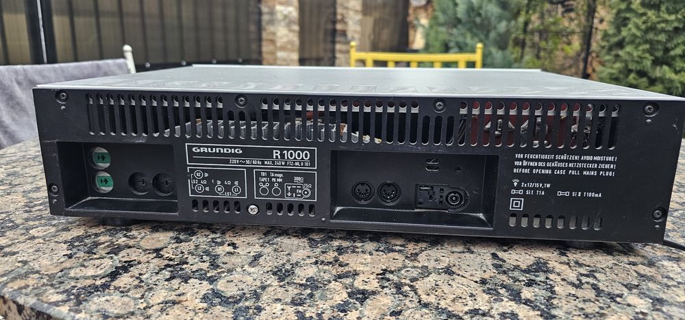 Amplificator grundigh r1000 in datre f buna