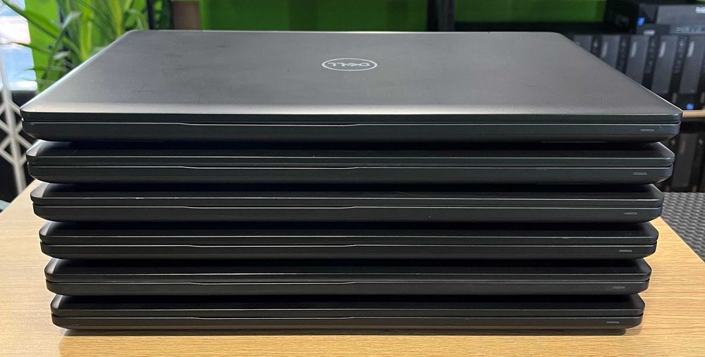 Dell Latitude 7420. Core I5-1145G7 - 1.1/4.4 GHz. 16/256 GB