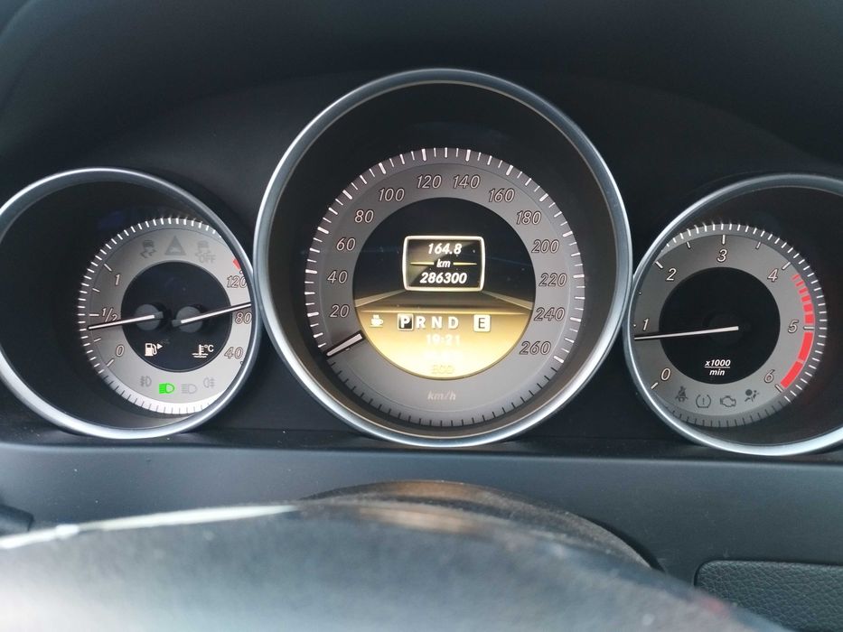 Mercedes C Class 2011 , 2,2  diesel Automat