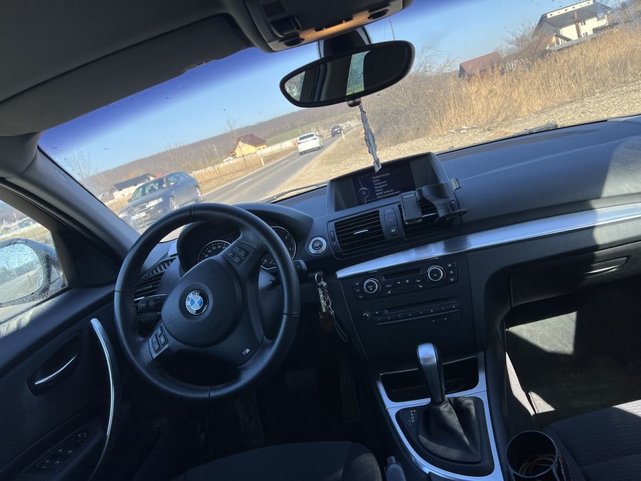 Vand BMW E87 Seria 1 2010 luna a11-a Facelift automat