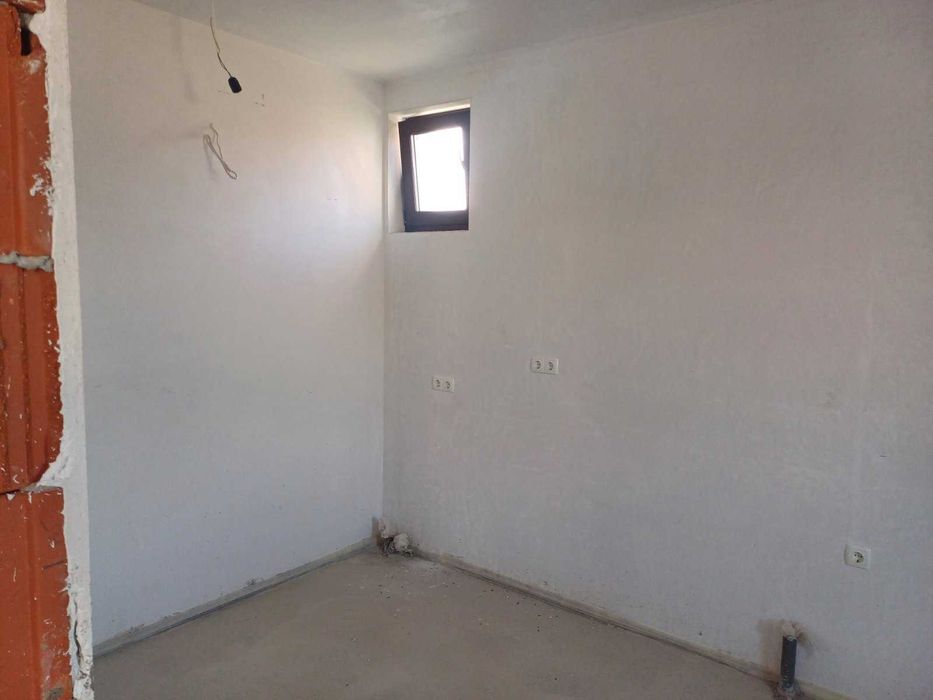 Продава се Къща в с. Костиево, Област Пловдив - 130 кв.м за 1270 €/кв.м - Снимка #2