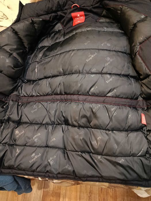 ЗИМНЯЯ КУРТКА б/у 52 размер