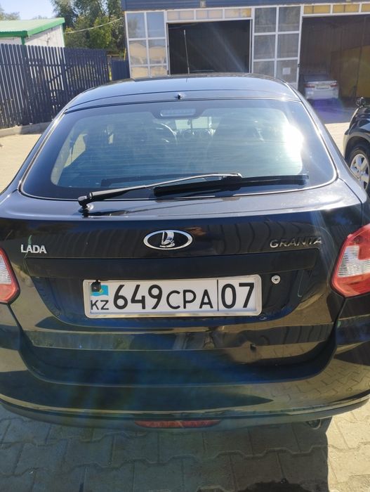 Продам машина Лада Гранта