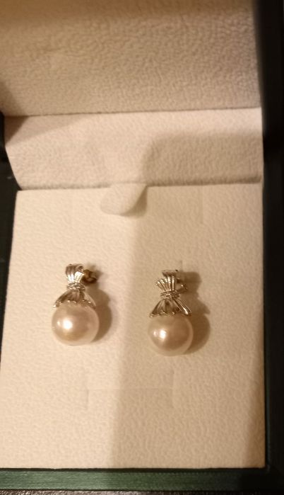 Продаются серебряные наборы, серьги