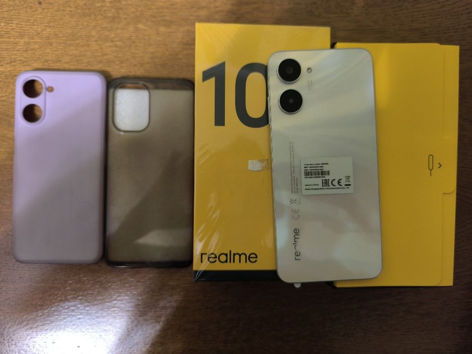 Реалми 10, память 256гб,  белый