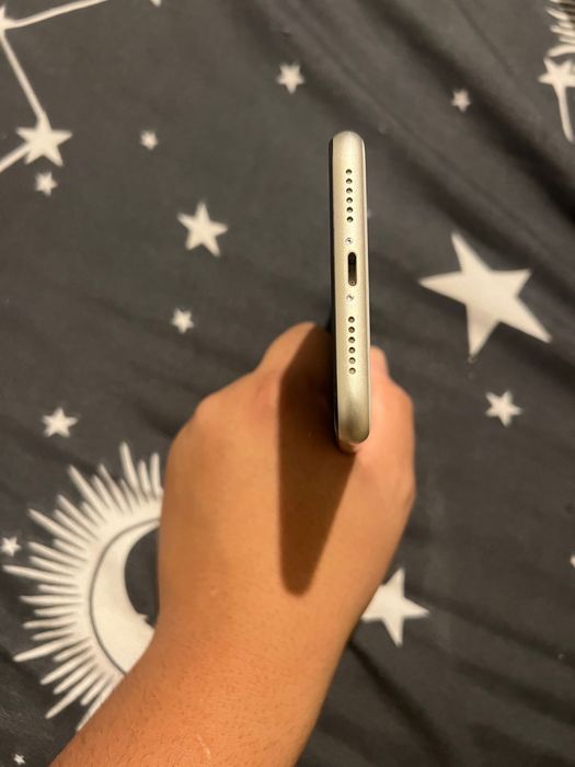 Vand sau schimn iphone 11 ca si nou