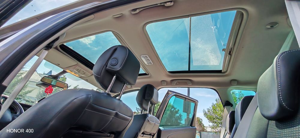 Renault scenic 3  1.5 DCI Bose trapă panoramică
