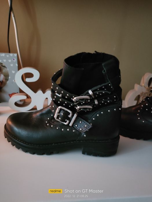 Детски боти Zara