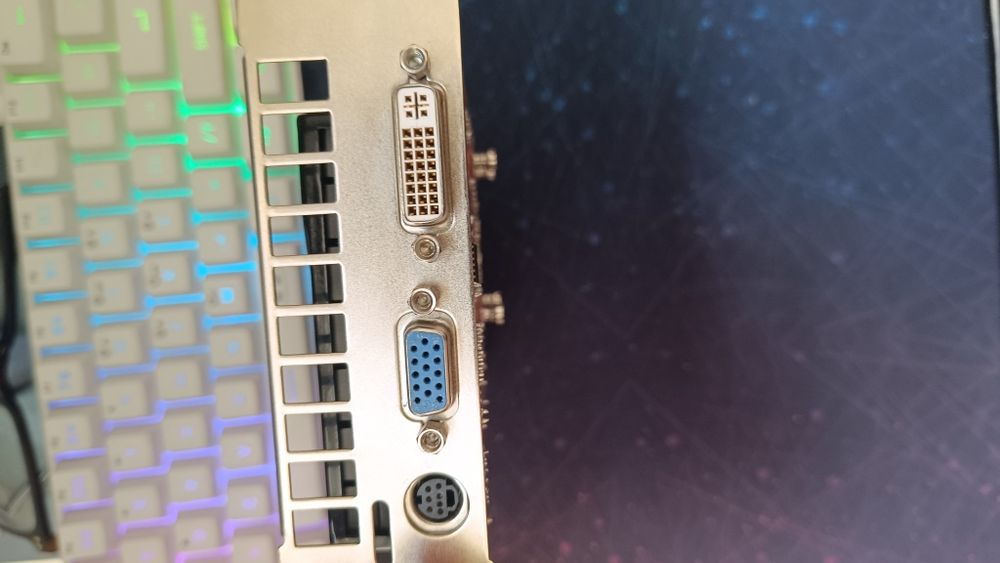 Видеокарта gt-gt9600