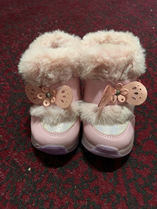 Зимние сапоги для девочки