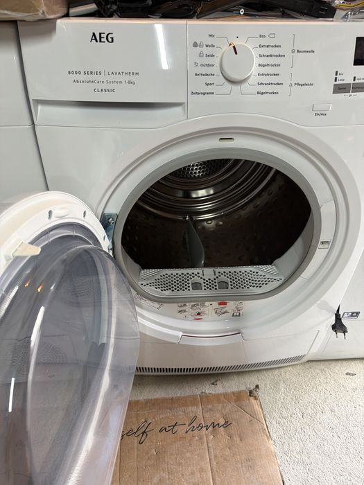 AEG сушилня Нова