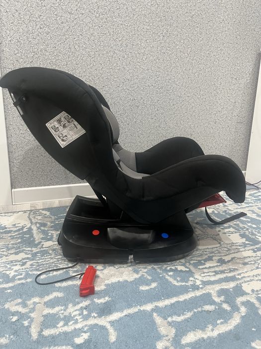 Продам автокресло