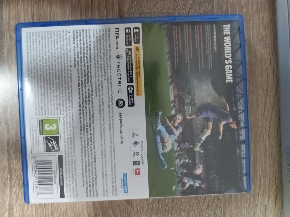 Продавам Fifa 23