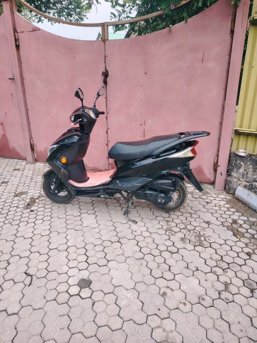 Продам мопед м10