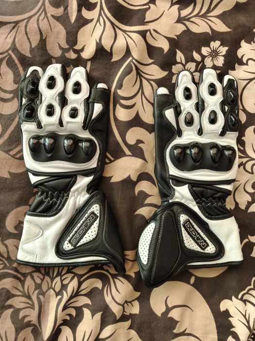 Ръкавици за мотор Duchinni DR1 два вида