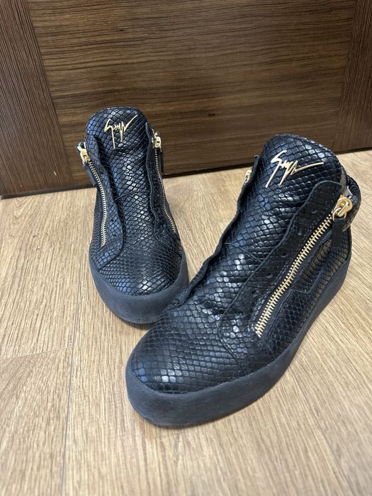 Giuseppe Zanotti 44 номер НОВИ