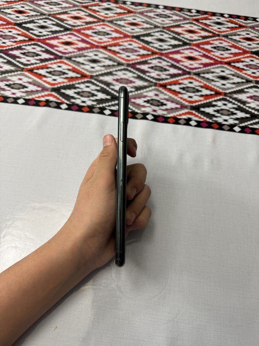 Продам айфон 11пм срочно!