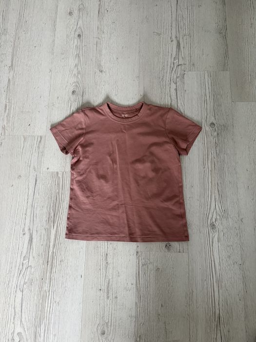 Футболки женские Uniqlo
