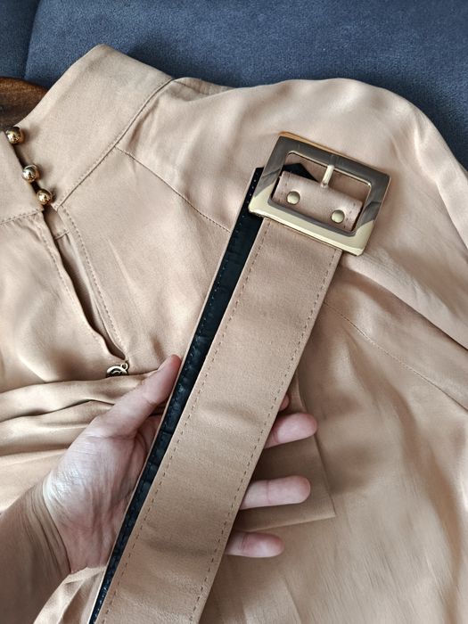 Короткое женское платье