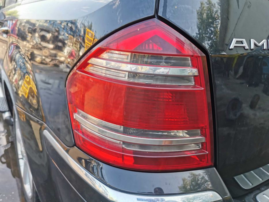 Dezmebrez mercedes gl x164 320cdi/420cdi /bara /faruri/capota