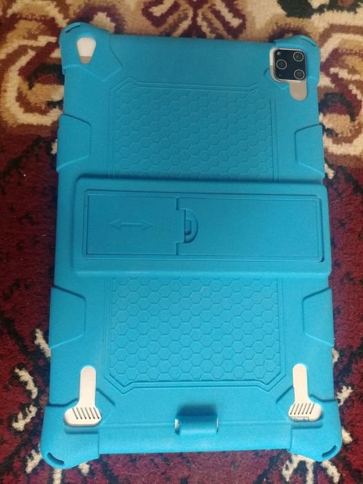 Планшет 512 ГБ сотилади