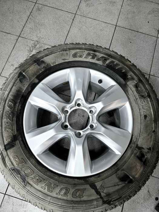 Диск с резиной 1шт оригинал НОВЫЙ!!!