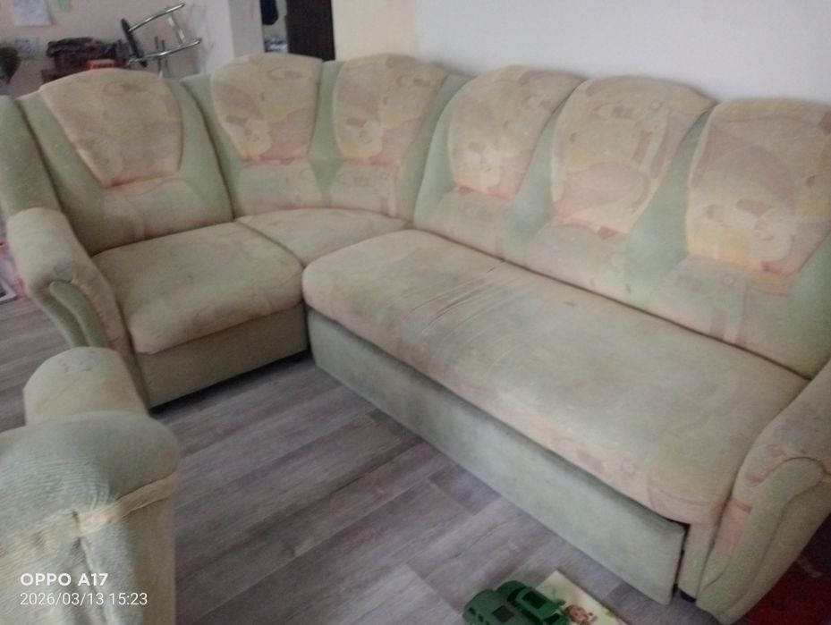 Отдам даром. Диван и кресло