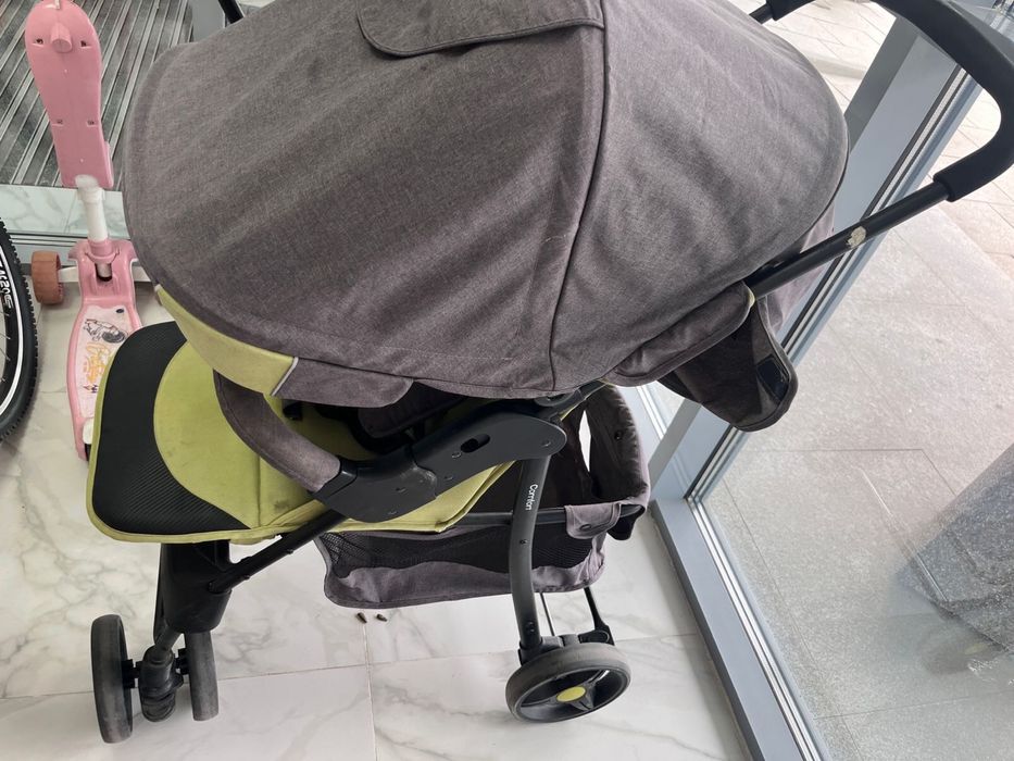 Коляска от бренда Babyton