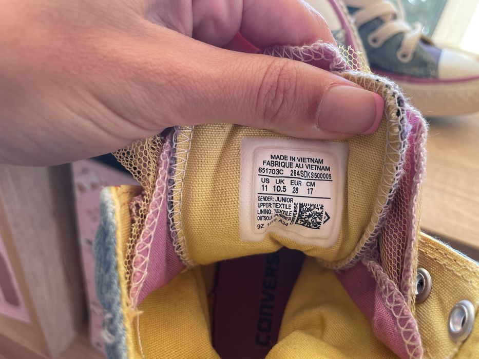 Спортни обувки за момиченце