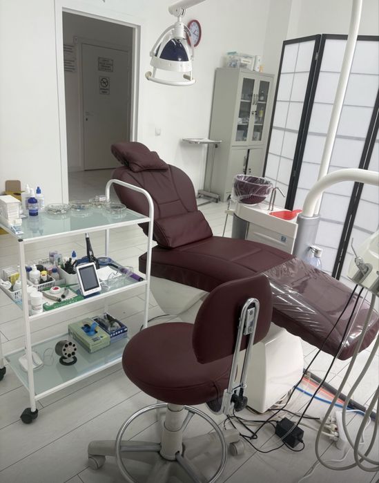 Продам стоматологический кресло