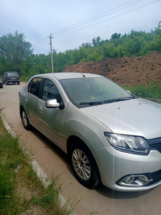 Продаю авто Рено Логан 2