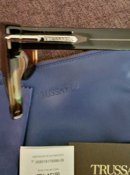 Trussardi чисто нови слънчеви очила