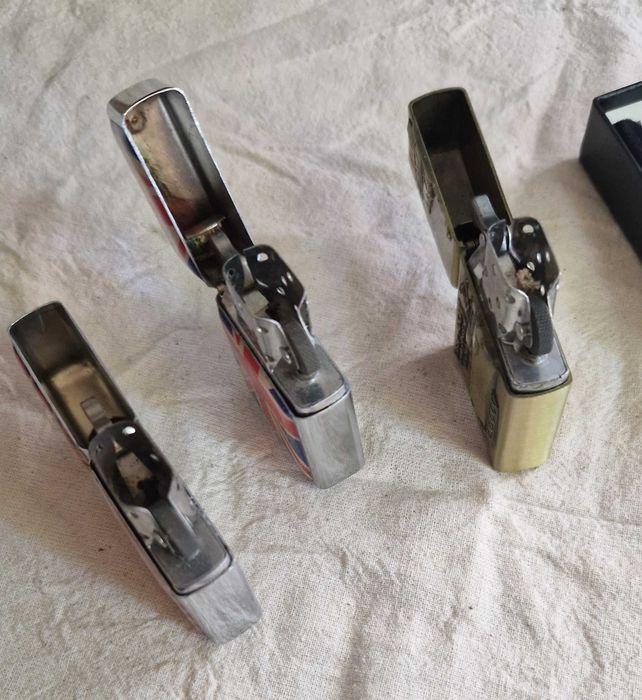 Brichete Zippo originale, set 3 bucati, se vand doar impreuna