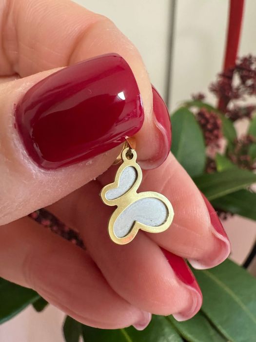 Pandantiv aur stare foarte buna