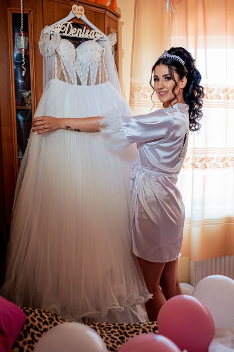 Vând rochie de mireasa printesa