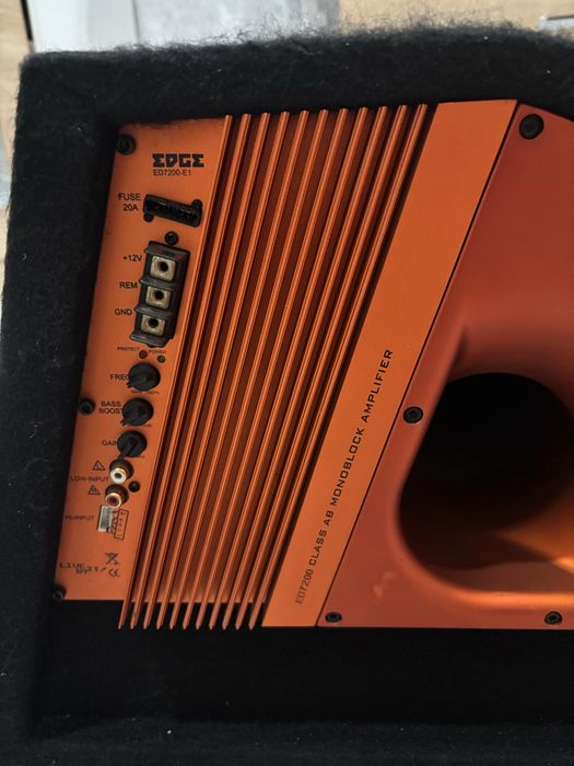 Продаю сабвуфер торг